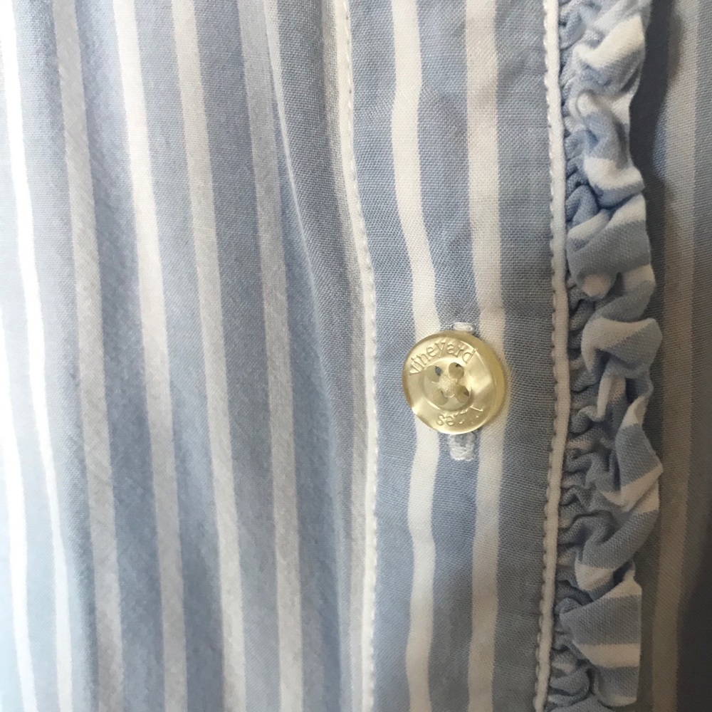 Vineyard Vines Lt Blue Striped Ruffle Blouse - Picture 3 of 6